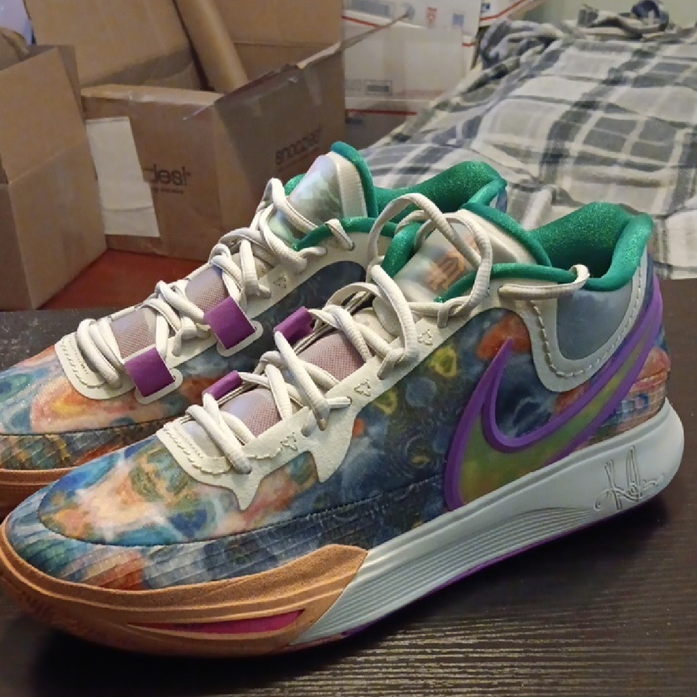 Nike Kyrie 8 GO Circle Of Life (2022) Mens SZ 13 NWOB - Picture 2 of 9